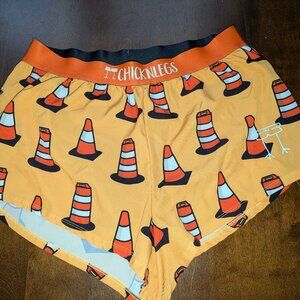 Men Chicknlegs Size Medium Orange Running Shorts